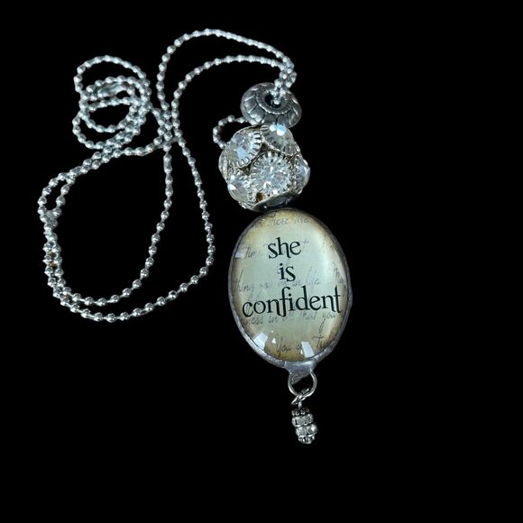 Bubble Glass Pendant Crown & She Is Confident Quote Pendant Necklace Silver Tone - Picture 2 of 7